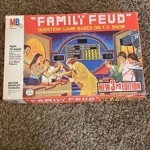 Vintage Family Feud Board Game 3rd Edition 1978